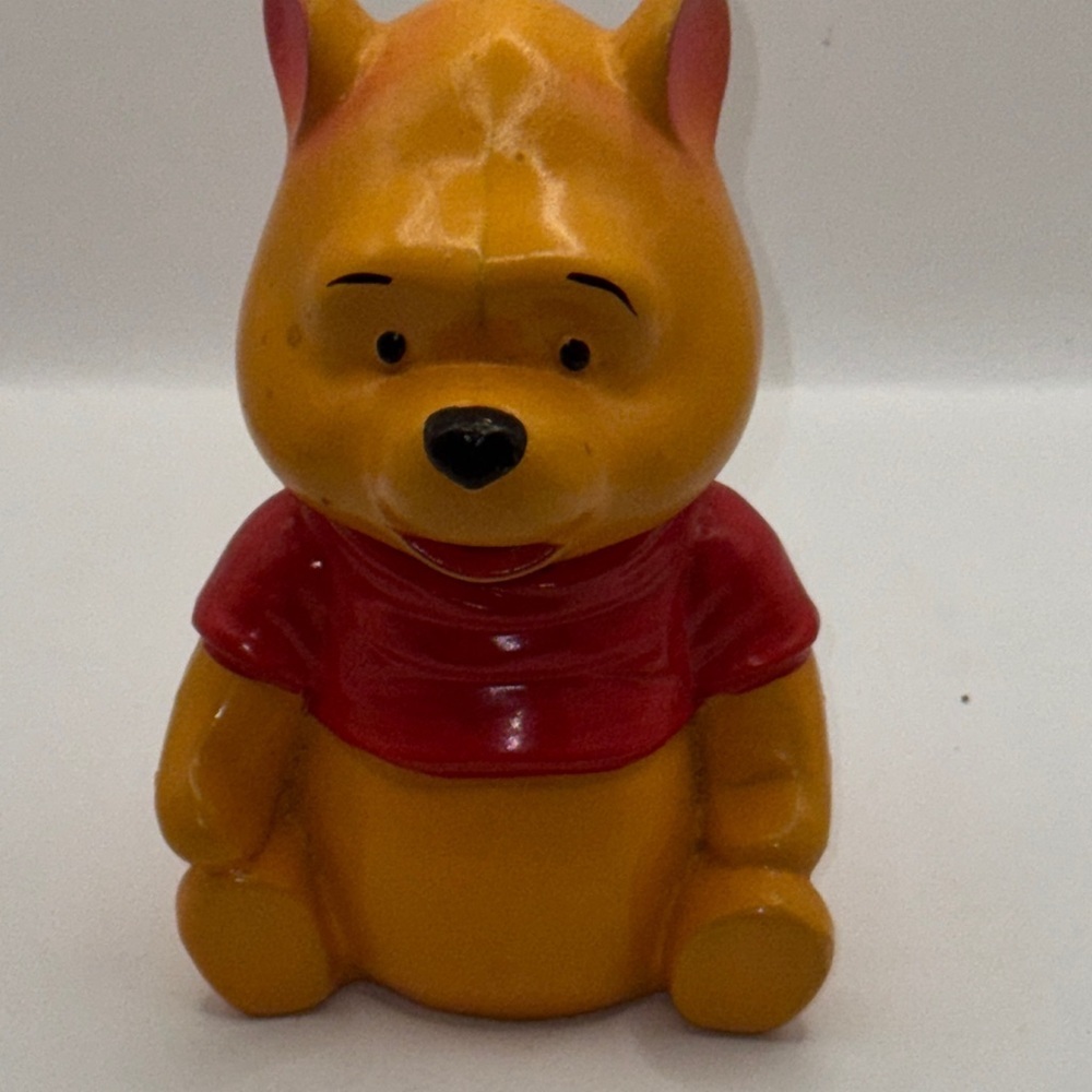 Vintage Walt Disney  Japan  ceramic/chalkware piggy bank Winnie the Pooh - Picture 7 of 7